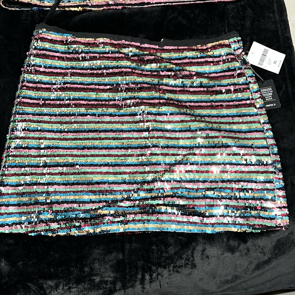 Forever 21 mini sequin skirt XL